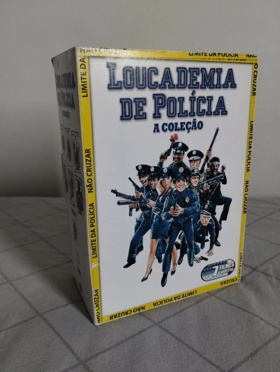 Dvd box loucademia de polícia - a coleção