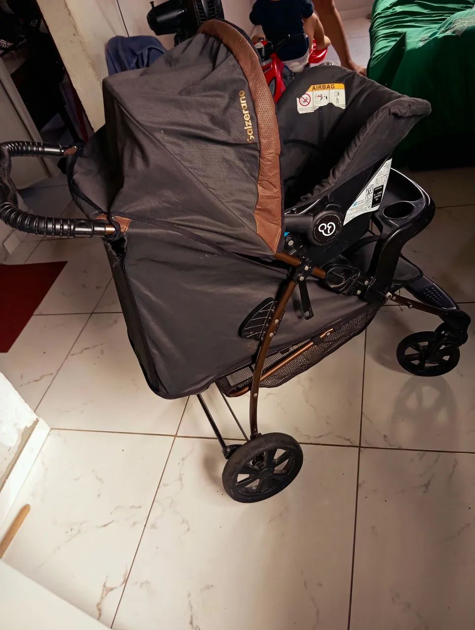 Carrinho de bebê e bebê conforto Galzerano - Foto 4
