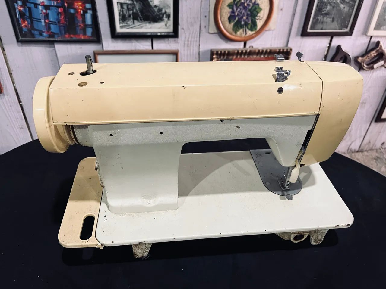 Máquina de costura antiga decoração  - Foto 2