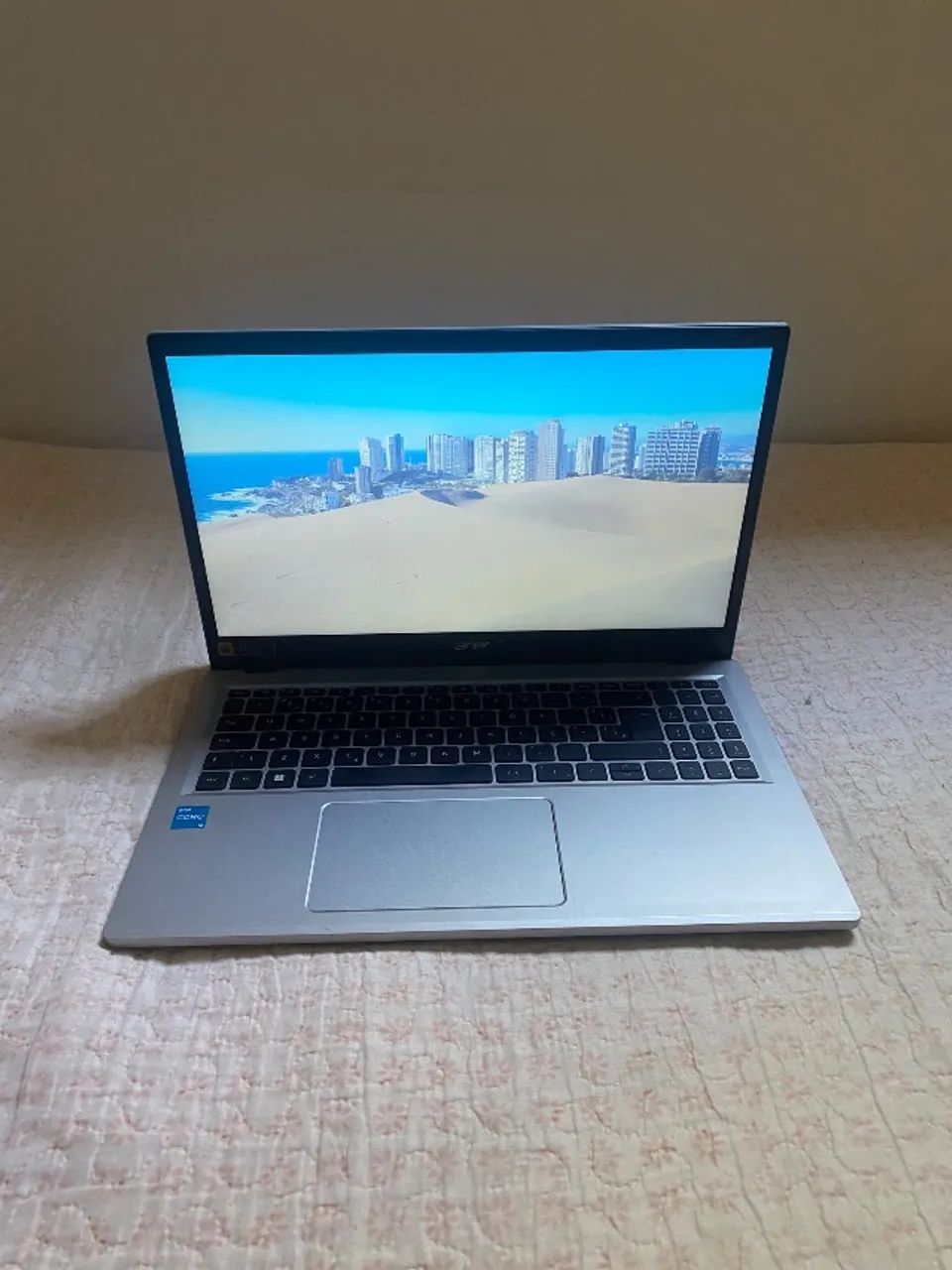 Notebook laptops 