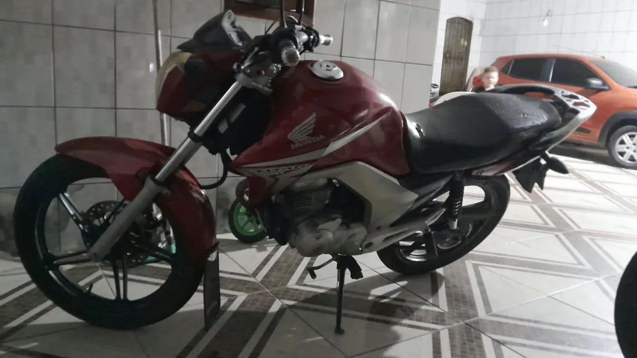 Titan 150 EX - Foto 2