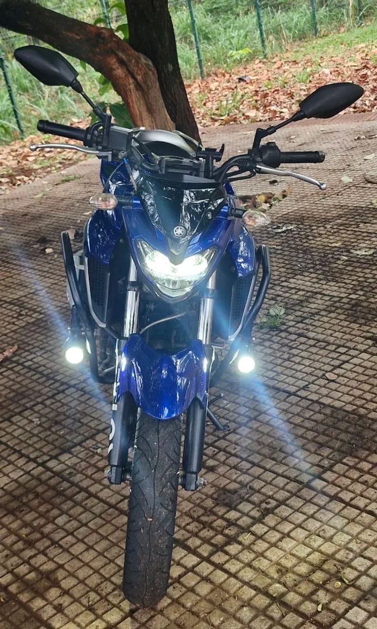 Fazer 250