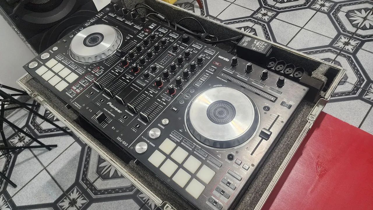 Controladora Pioneer DJ DDJ SX2