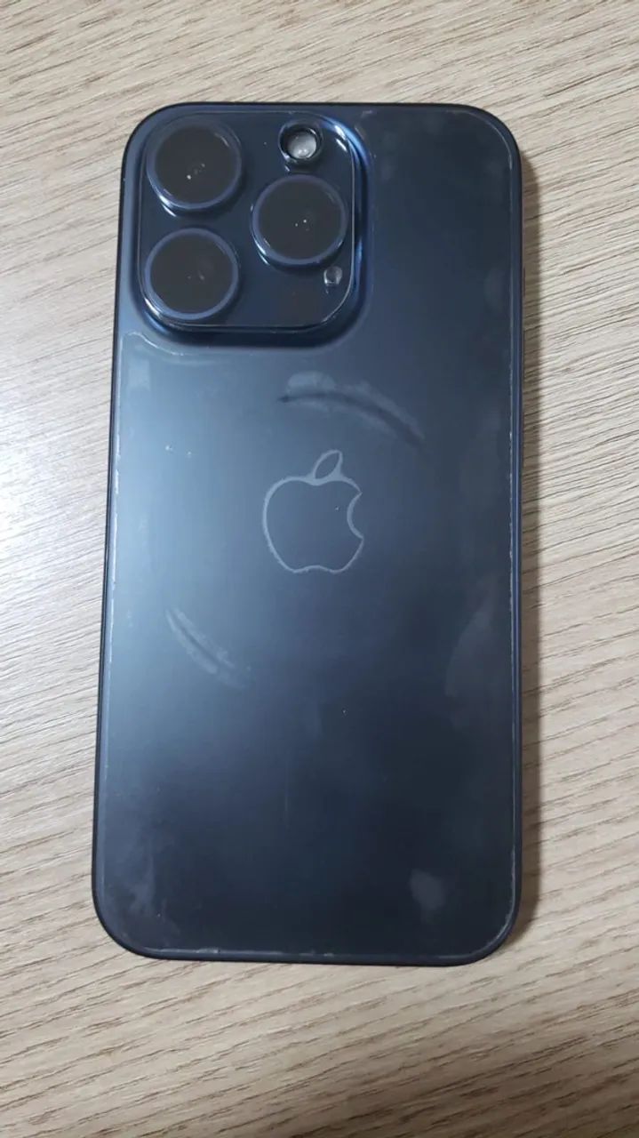 iPhone 15 pro - Foto 4