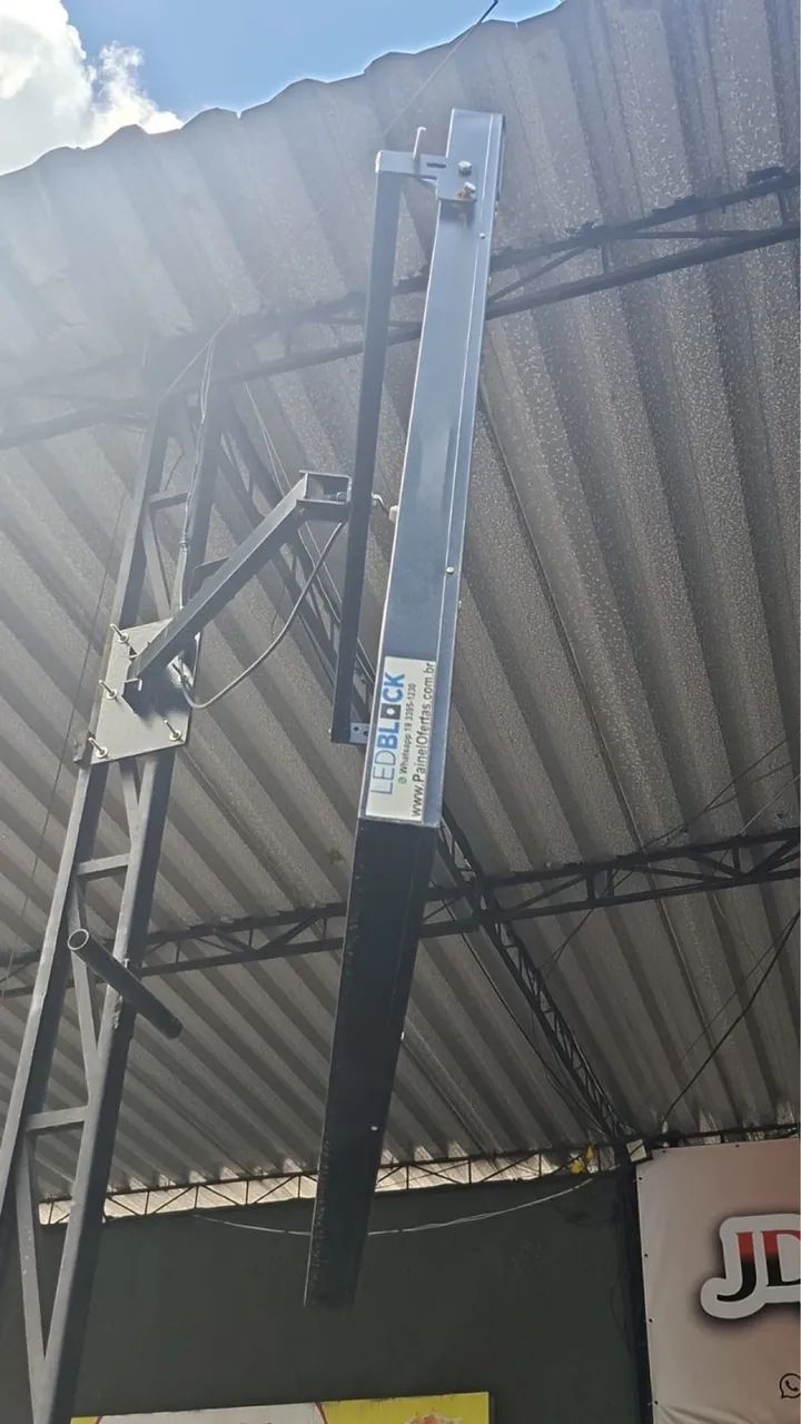 Painel eletrônico 
