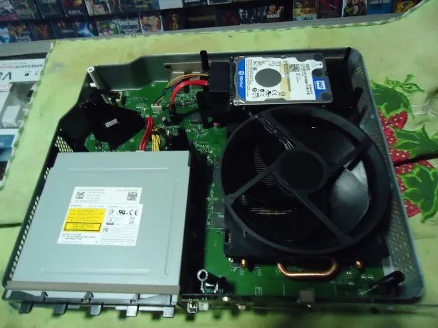 PREVENTIVA E TROCA DA PASTA TÉRMICA XBOX ONE PHAT - Foto 5