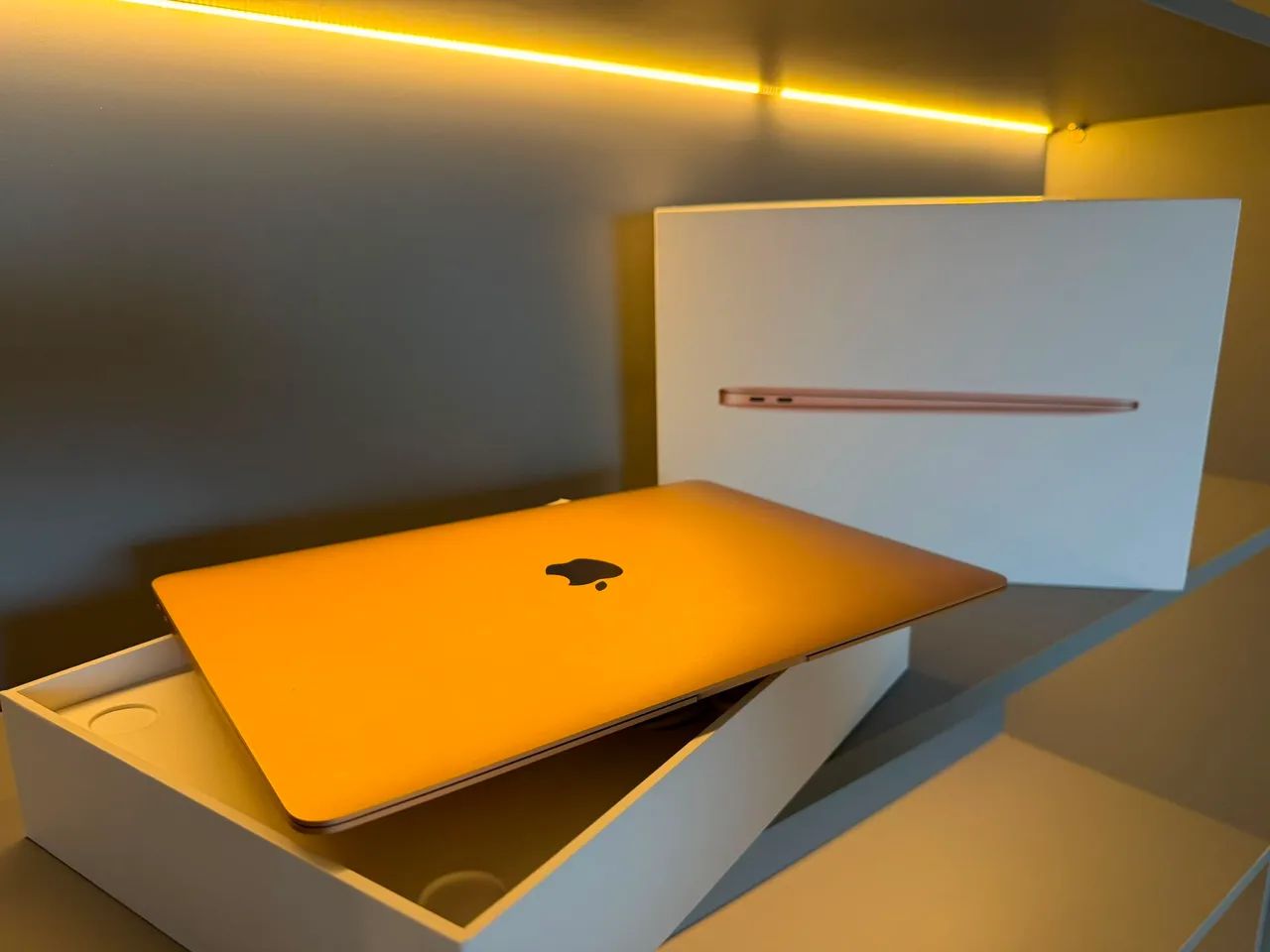 MacBook M1 impecável 