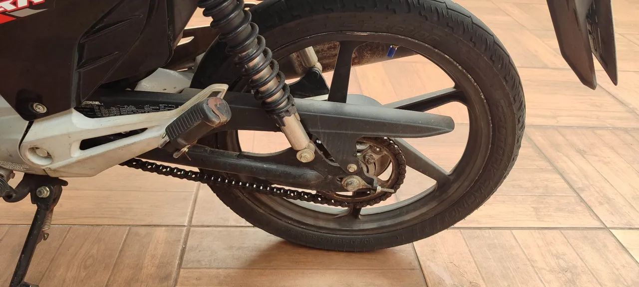 Honda 150 - Foto 4