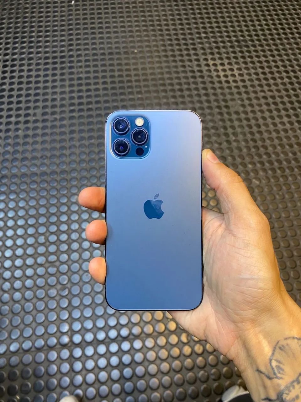 Vendo ou troco iPhone12 pro 128gb  - Foto 4