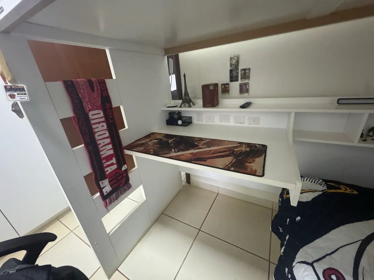 Triliche multifuncional com colchão ortopédico e mesa de estudo  - Foto 3