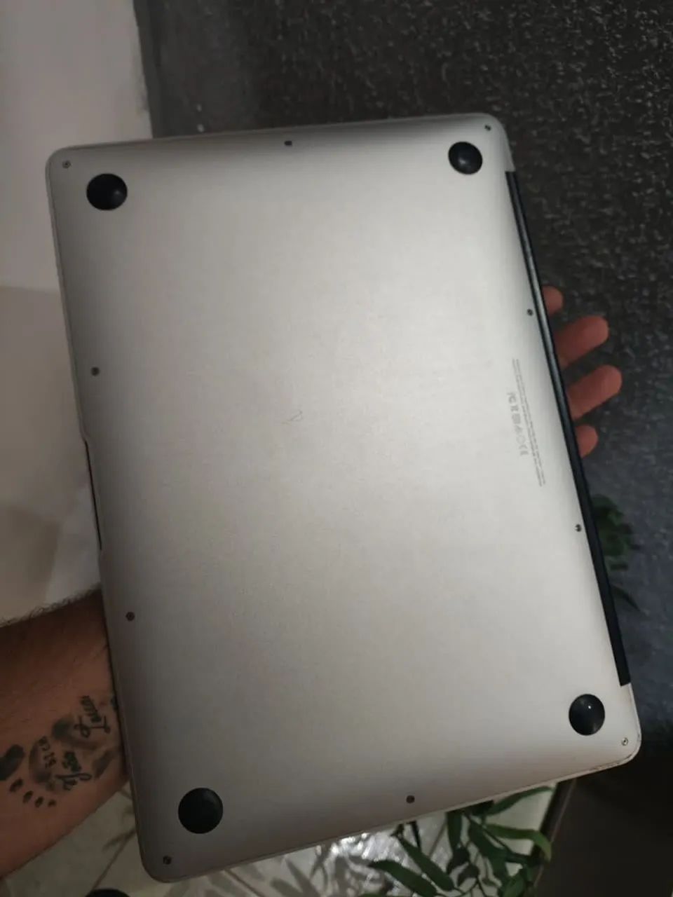 MACBOOK EM ÓTIMO ESTADO  - Foto 4