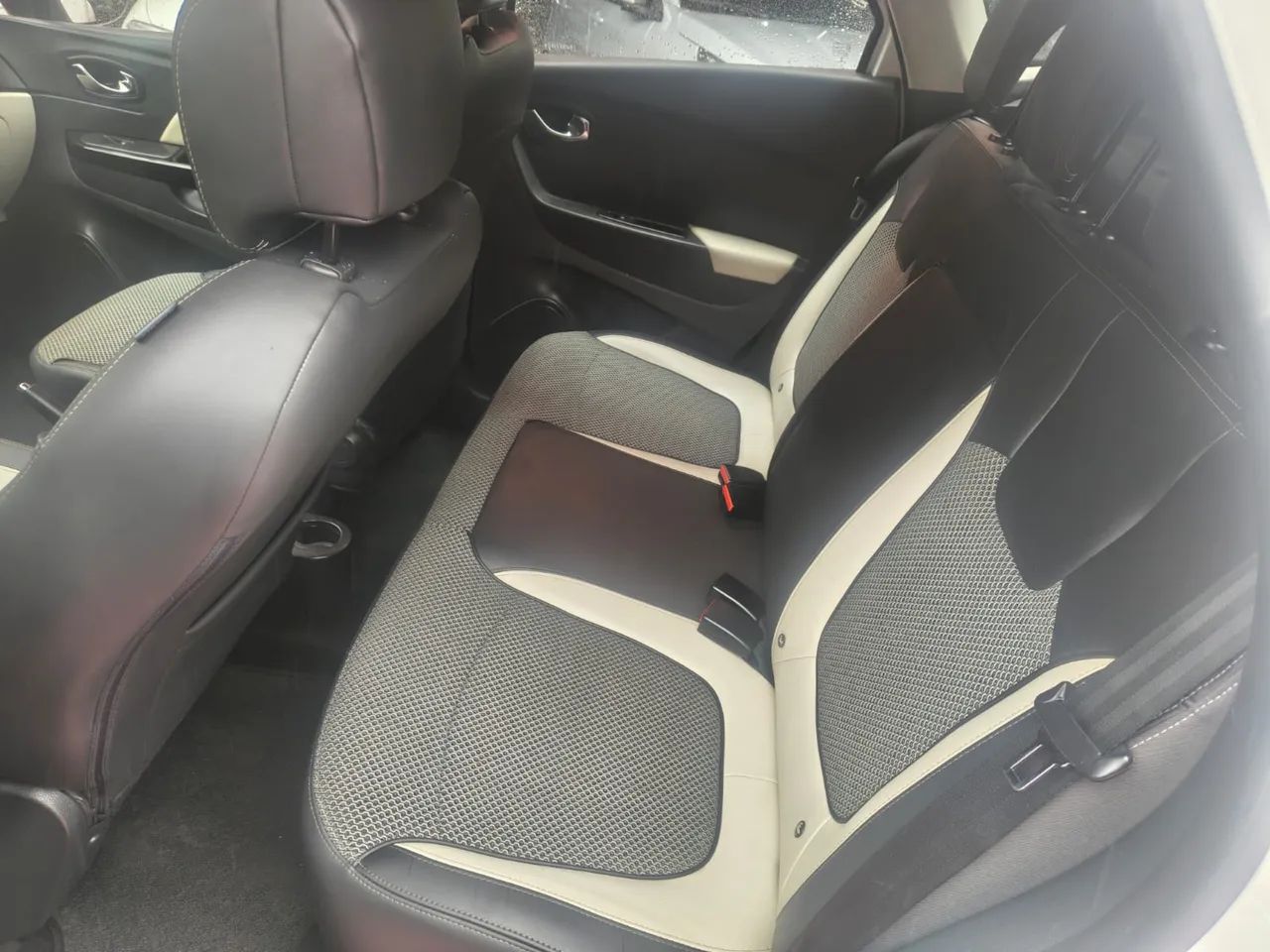 Renault Captur Intense 1.6 16V Flex 5P Aut. 2019 - Foto 4