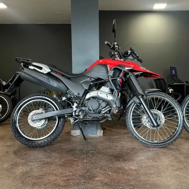 LANDER 250 CONNECTED -- IMPECÁVEL