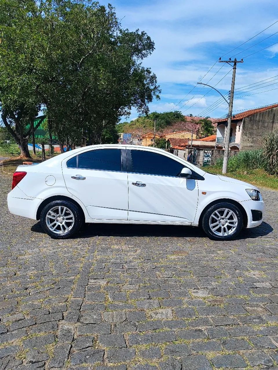 Chevrolet Sonic SONIC Sed. LTZ 1.6 16V FlexPower 4p Aut. 2014