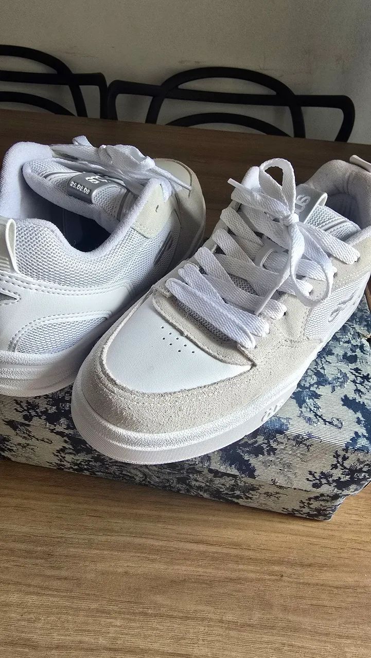 Tenis ous original tamanho 40