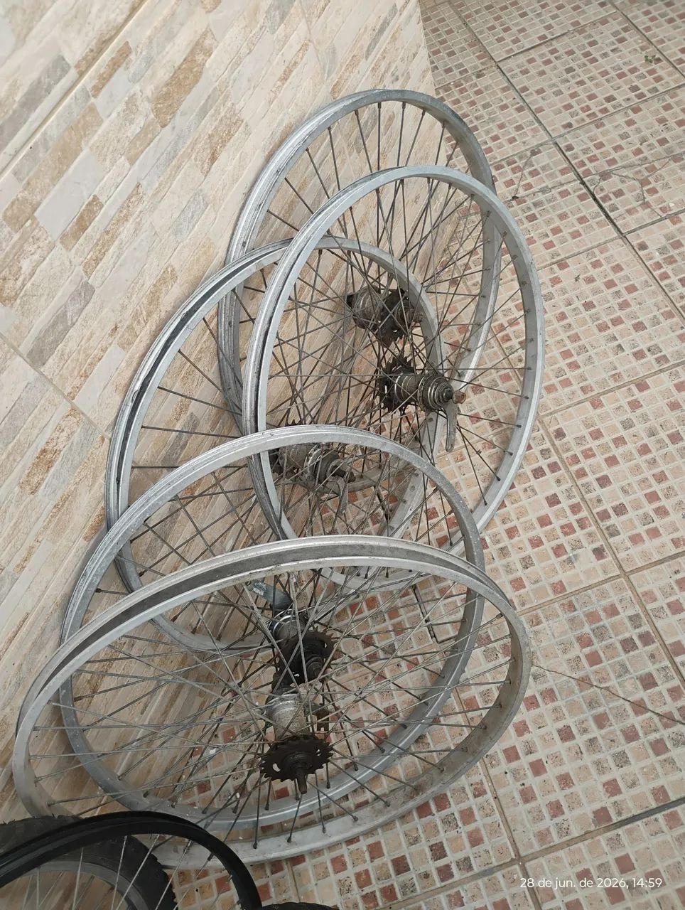 Várias peças de bicicleta  - Foto 4