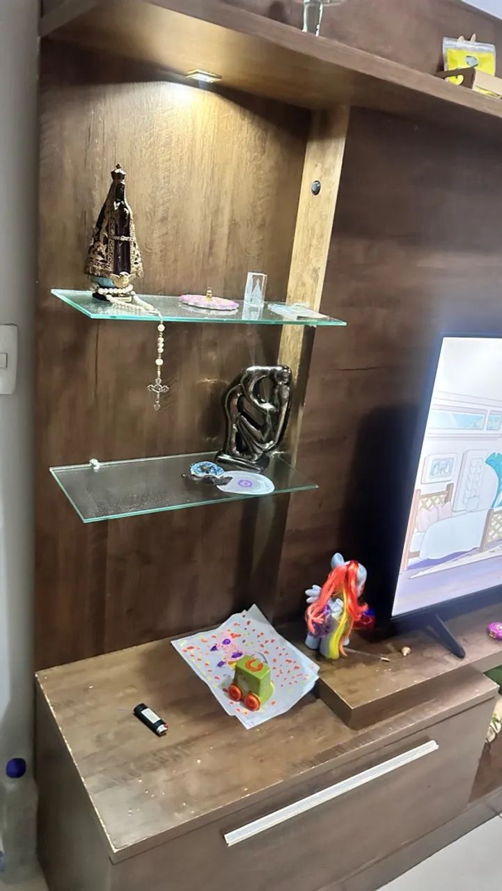 painel de TV com rack e prateleiras de vidro - Foto 2