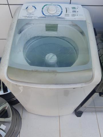 Vendo máquina de lavar Electrolux