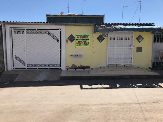 Sobrado QNO 18 de 3 QTS, suite, loja, 240 M² area Construida SO 240 MIL