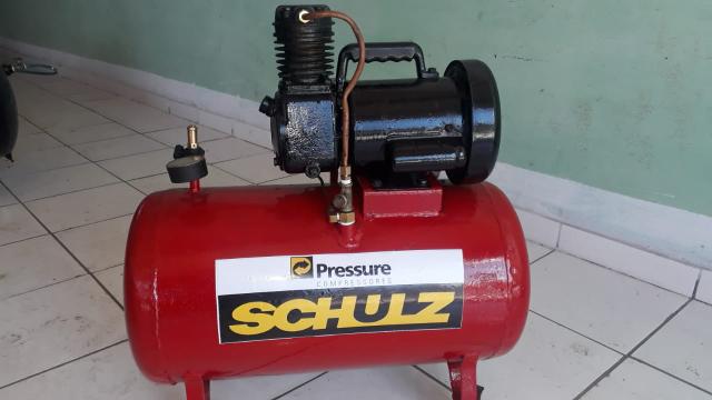 Compressor com motor de 1,5 kw de potência
