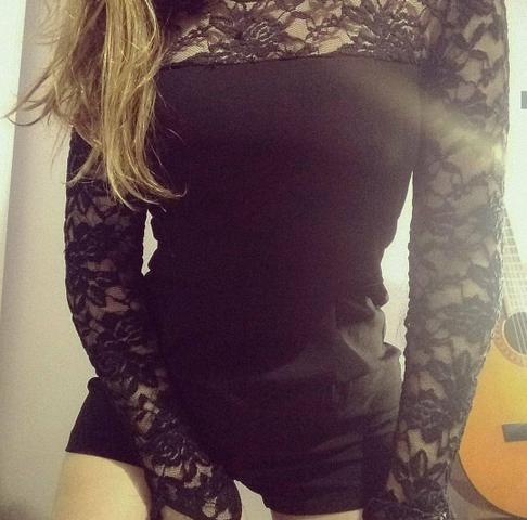 Roupas semi novas!! - Foto 2