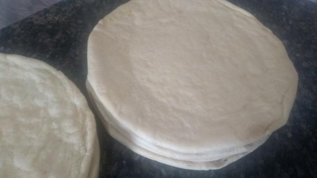 Massa de pizza - Foto 3