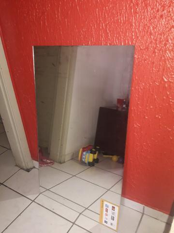 Vendo espelho 1 metro por 60cm - Foto 2