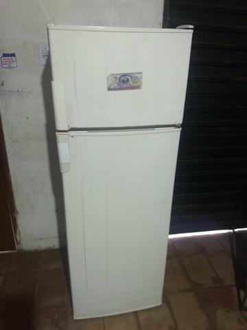 Vendo geladeira - Foto 5
