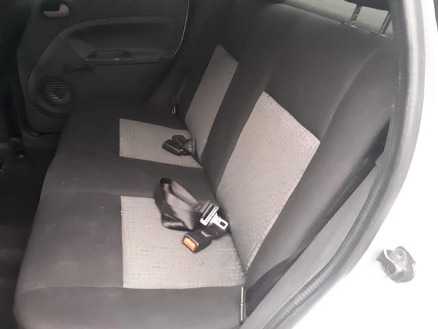 Fiesta Sedan SE - 14/14 - 1.0 - Foto 12