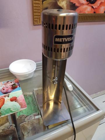 Batedeira de Milk Shake semi nova
