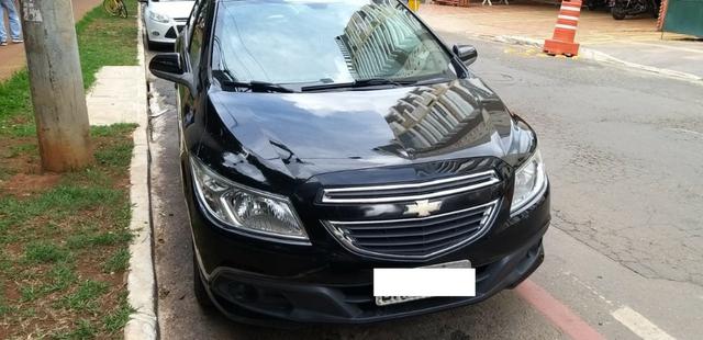 Onix LT 13/14 1.0 Preto - Foto 5