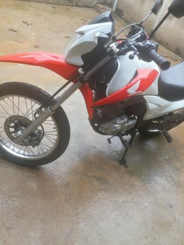 Troco em Carro valor da moto 10500 - Foto 6