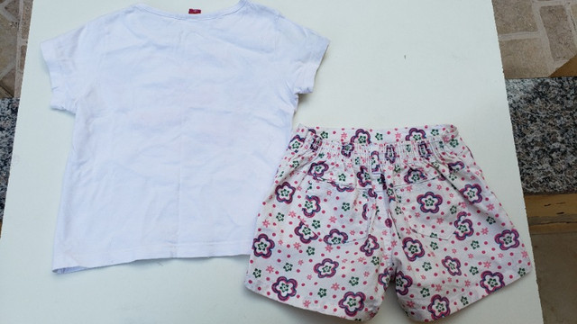 Conjunto infantil menina: short rosa florido e blusa branca hello love tamanho 4 - Foto 2