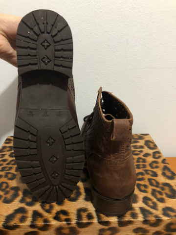 Bota de couro