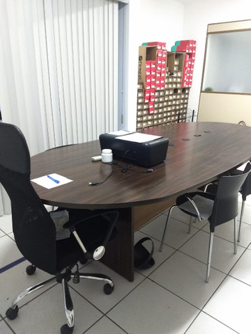 Mesa de reuniões - Foto 2