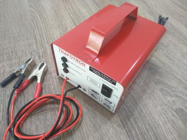 Carregador de bateria automotiva Novos lacrados na caixa