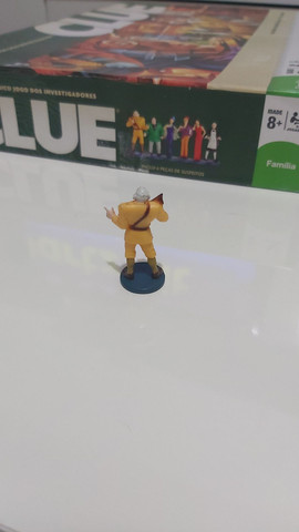 CLUE - Hasbro - Miniatura Cel. Mustarda - Foto 2