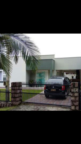 Casa no centro em Guaramirim