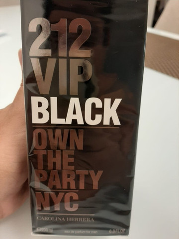 (original) 200ml Perfume 212 VIP Black - Foto 2