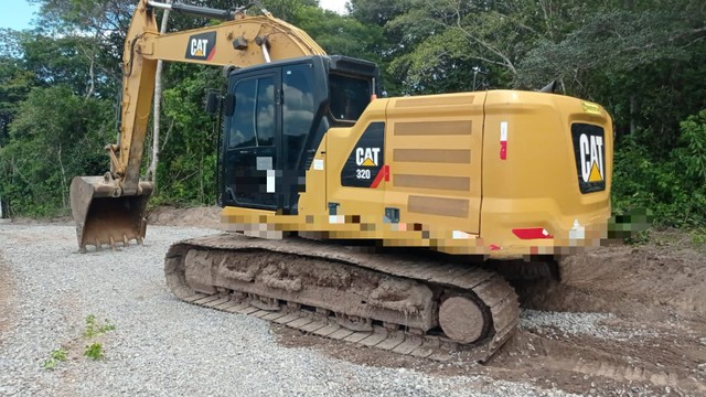 Escavadeira Cat 320