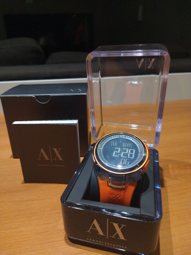 Relógio Armani A/X laranja  - Foto 4