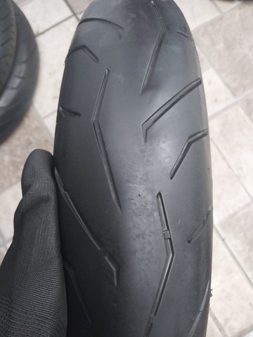pneu usado pirelli diablo rosso 2  120/70-17