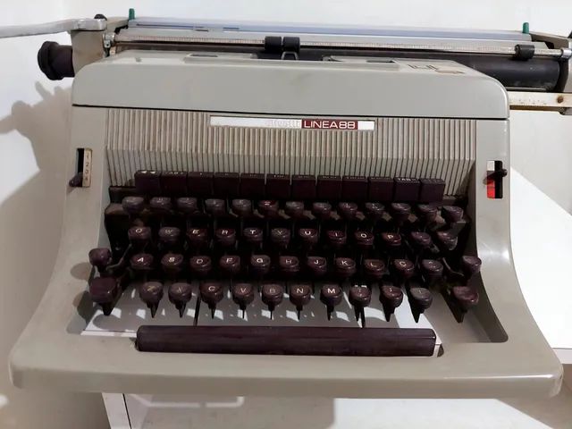 Máquina datilografia olivetti Linea 88 - Foto 2