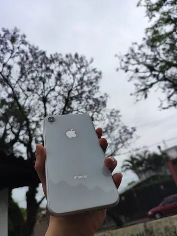iPhone XR 128gb vendo ou troco por outro iPhone