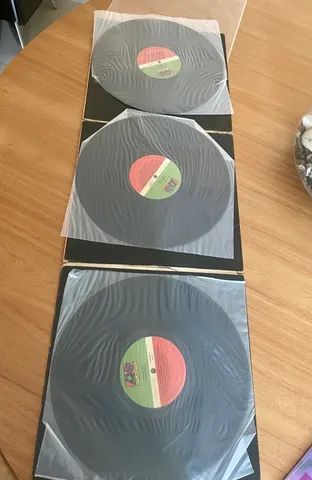 Vinil Lp triplo Led Zeppelin,  raridade  - Foto 4