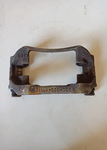 CAVALETE FREIO DIANTEIRO ESQUERDO PEUGEOT 206 1.6 2001