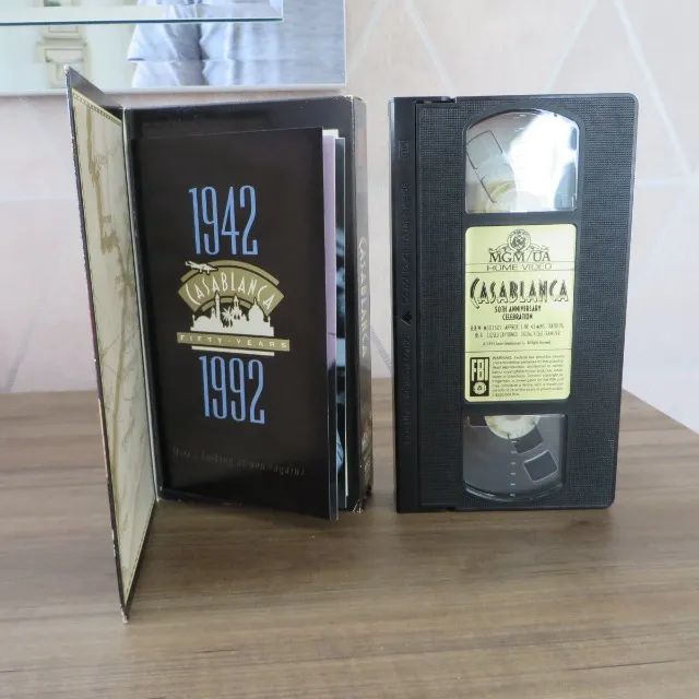 Fita VHS Casablanca - 50th Anniversary Edition *importado EUA - Foto 3