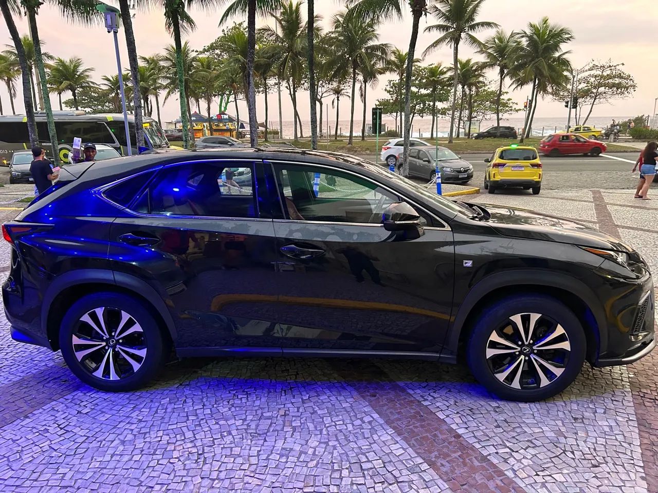 Lexus NX-300 F-sport 2.0 16V 238cv Aut., foto 14 de 20
