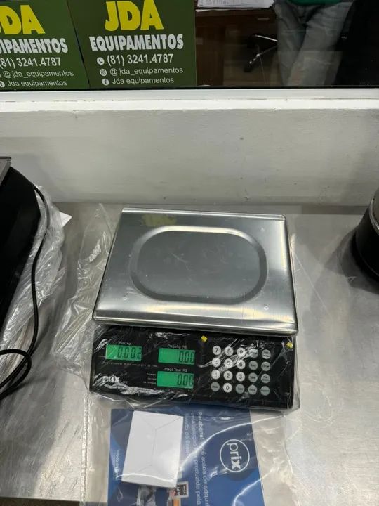 Balança comercial - prix fit 3 marca toledo com bateria - 32 kgs 1 ano garantia  - Foto 2