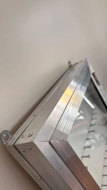 Claviculário porta chaves  Em Alumínio porta de vidro para 40 Chaves Grande - Foto 2